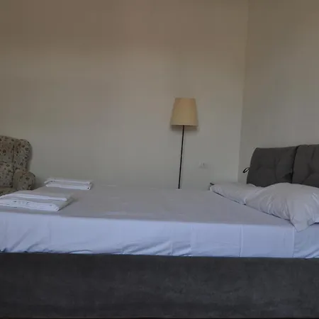 Valentine Appartement Lesa